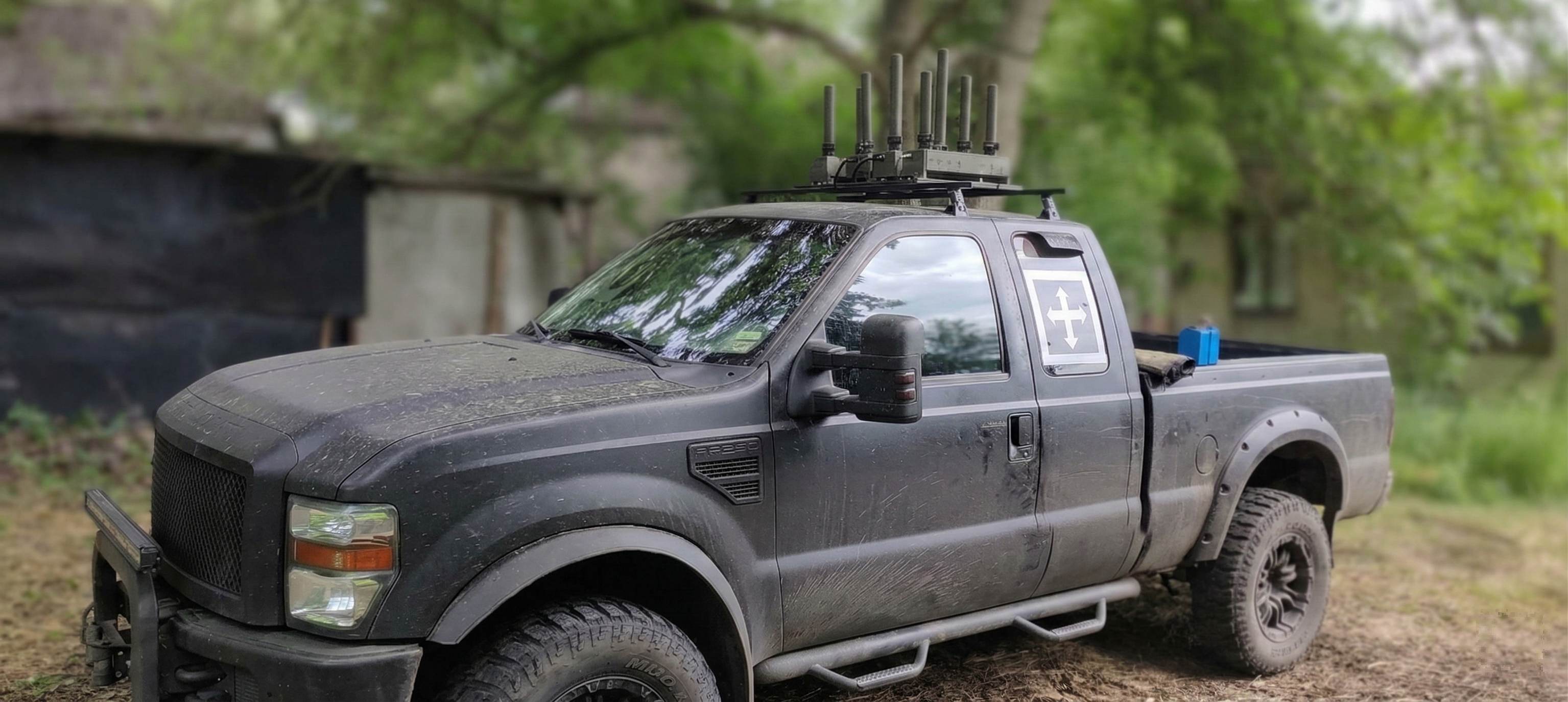 Khvylia EW system mounted on a Ford F-250 pickup in a rural deployment zone